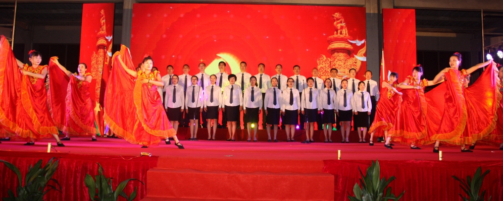 3、大合唱1.jpg